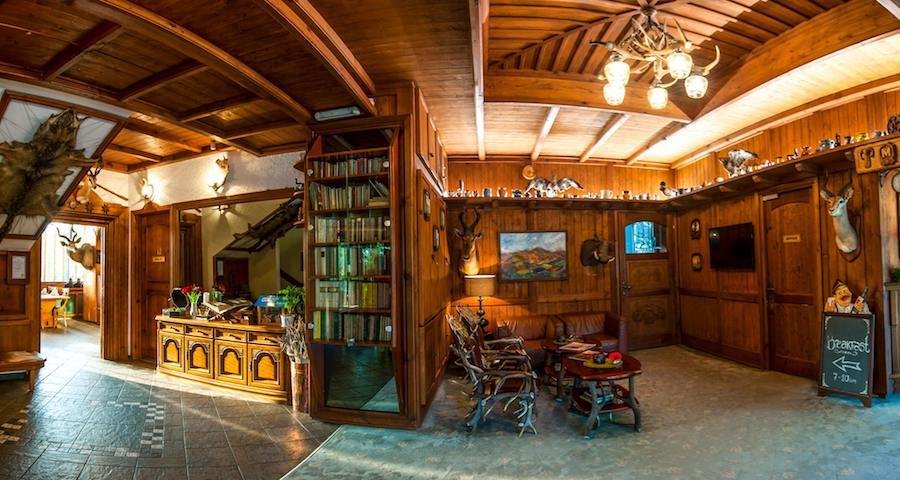 Macedonia Travel Blog_Luxury Hotels in Macedonia_The Hunter’s Lodge Kamnik