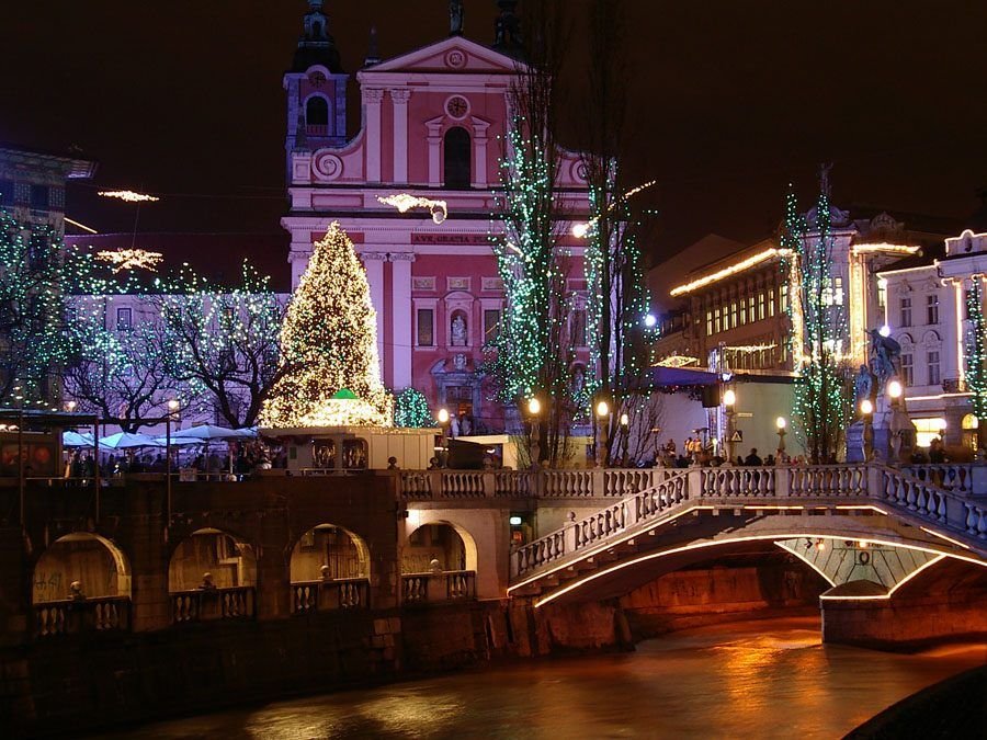 Things to do in Slovenia_The Bridges of Ljubljana_Triple bridge